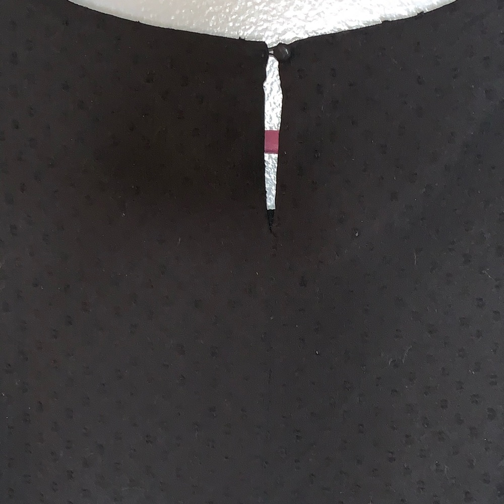 Torrid black top with embroidery - Picture 3 of 8